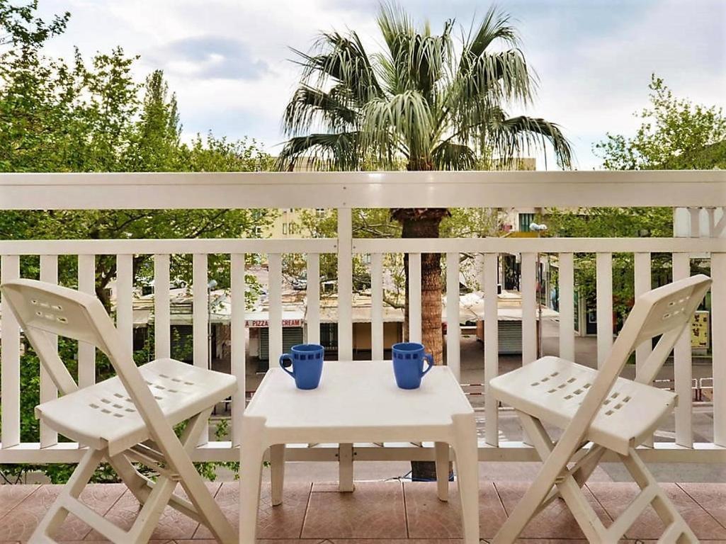 Omis - Michy Apartments Екстер'єр фото
