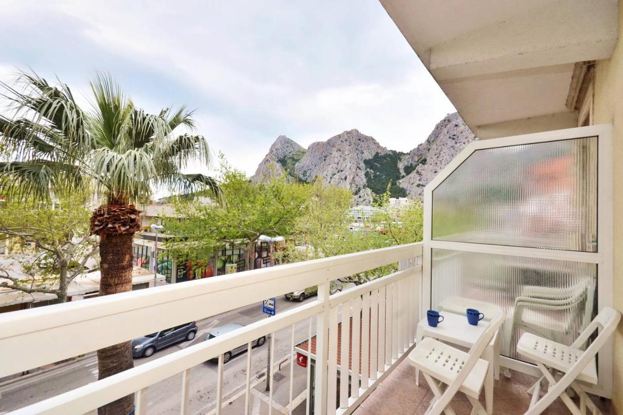 Omis - Michy Apartments Екстер'єр фото