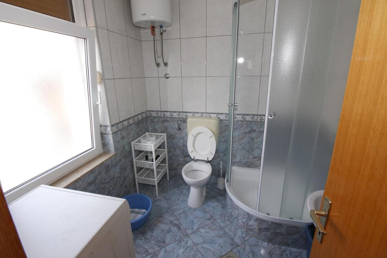 Omis - Michy Apartments Екстер'єр фото