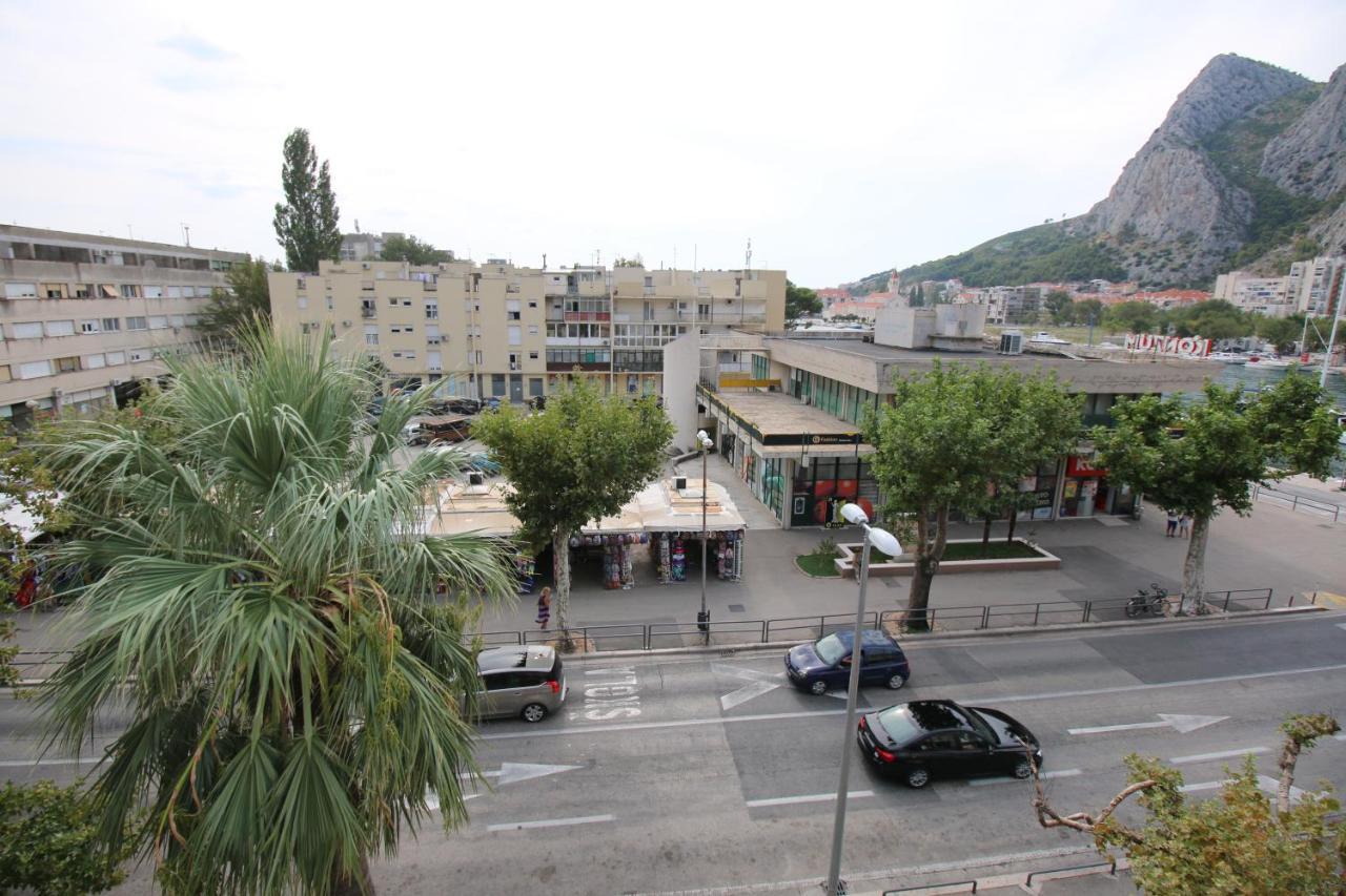 Omis - Michy Apartments Екстер'єр фото